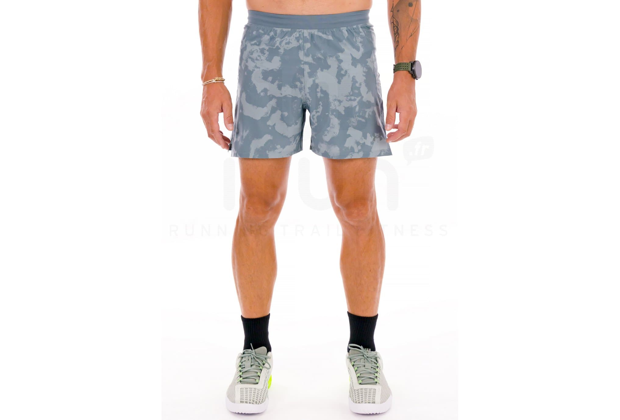 Under Armour Launch Pro